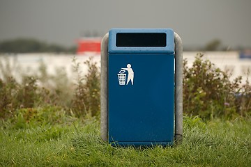Image showing Dustbin in a park