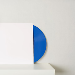 Image showing blue vinyl record in white paper case