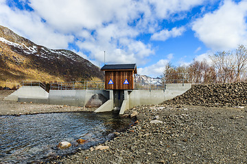 Image showing Water level regulator