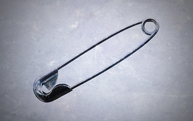 Image showing Regular safety pin