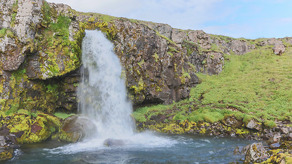 Image showing Kirkjufellsfoss waterfall near the Kirkjufell mountain