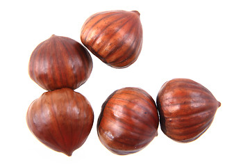 Image showing fresh edible chestnuts