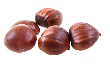 Image showing fresh edible chestnuts