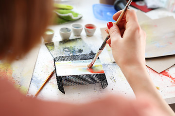 Image showing Pottery course. Painting on glass.