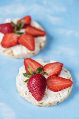 Image showing Strawberry sandwiches with mascarpone