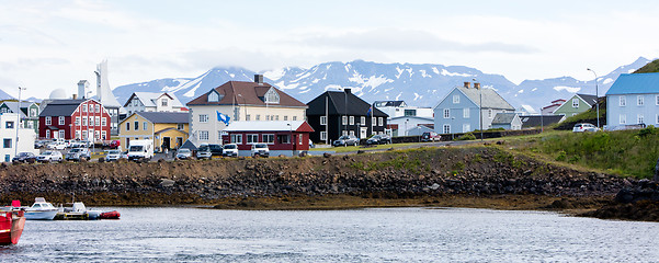 Image showing Grundarfjordur city near Kirkjufell mountain, Iceland.