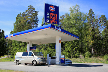 Image showing Cars Filling at Gulf Petrol Station