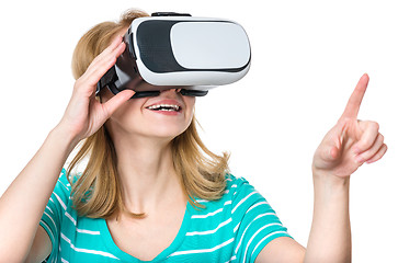 Image showing Woman in VR glasses