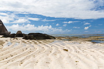 Image showing rocks on seychelles island beach in indian ocean