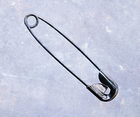 Image showing Regular safety pin