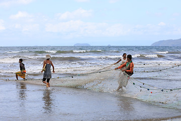 Image showing Native Malagasy fishermen fishing on sea, Madagascar