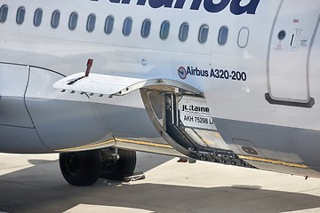 Image showing Aircraft Ground Handling