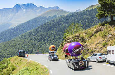 Image showing Senseo Caravan in Pyrenees Mountains - Tour de France 2015