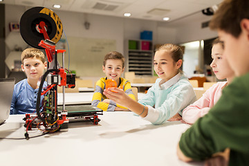 Image showing happy children with 3d printer at robotics school