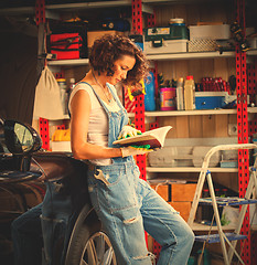 Image showing woman car mechanic in the garage