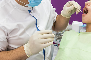 Image showing Man dentist working