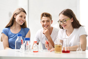 Image showing School lesson in chemistry lab.