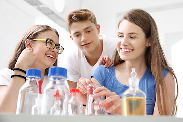 Image showing School lesson in chemistry lab.