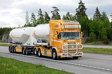 Image showing Scania R164 Super Tank Truck Transport