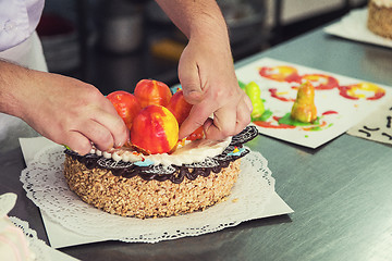 Image showing Manual cakes production