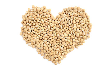 Image showing Dried neavy beans in a heart shape