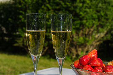 Image showing Sparkling wine and strawberries