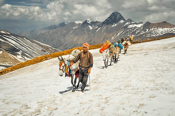 Image showing Man with sunglasses in Nepal