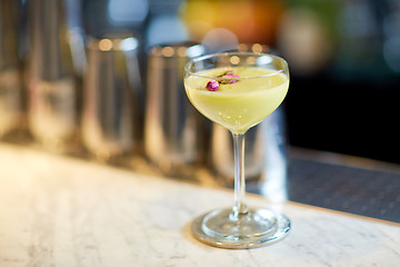 Image showing glass of cocktail at bar