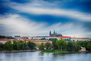 Image showing prague castle and river