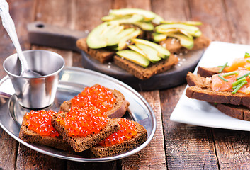 Image showing bread with salmon