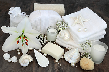 Image showing Spa Cleansing Treatment