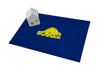 Image showing Small house on a flag - Oregon