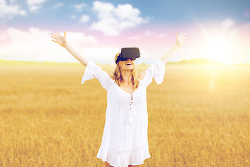 Image showing woman in virtual reality headset on cereal field