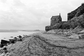 Image showing Mont Saint Michele shore chapel