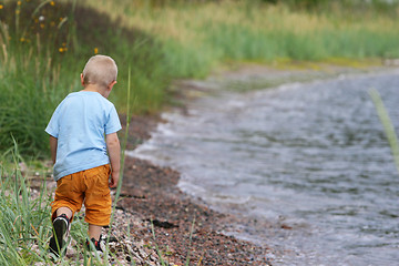 Image showing Lonesome child