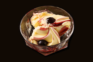 Image showing Ice cream with sour cherries