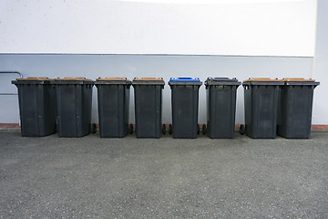 Image showing Garbage can