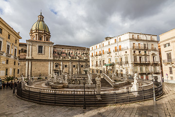 Image showing Fontana Pretoria in Palermo, Sicily, Italy