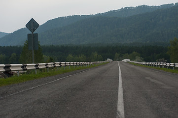 Image showing Beauty road M52 called Chemalsky trakt