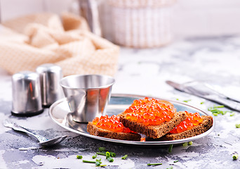 Image showing bread with red salmon caviar