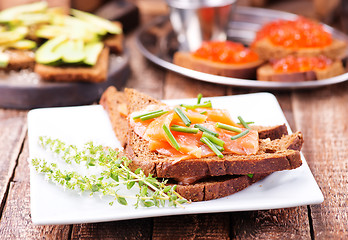 Image showing bread with salmon