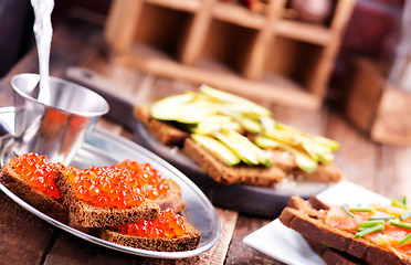 Image showing bread with salmon