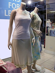 Image showing window mannequins