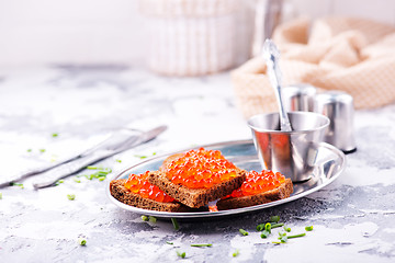 Image showing bread with red salmon caviar