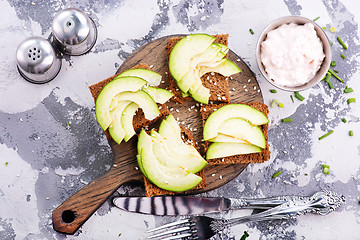 Image showing bread with avocado 