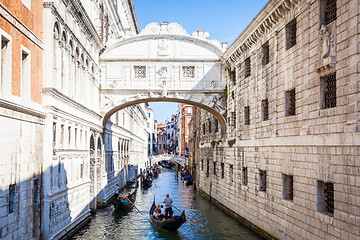 Image showing VENICE, ITALY - June 27, 2016: Bridge of Sighs