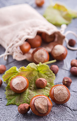 Image showing hazelnuts