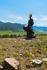 Image showing Monument of faceless boy