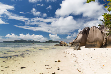 Image showing rocks on seychelles island beach in indian ocean