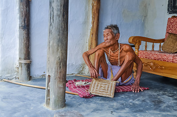 Image showing Thin man in Bangladesh